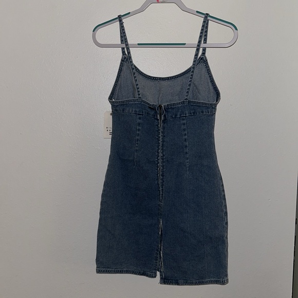 Billabong: Jean Dress: Size Small: New With Tag: Rip in the back! - Picture 4 of 5